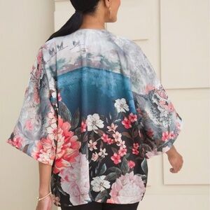 Chico’s Satin Floral Kimono size S/M